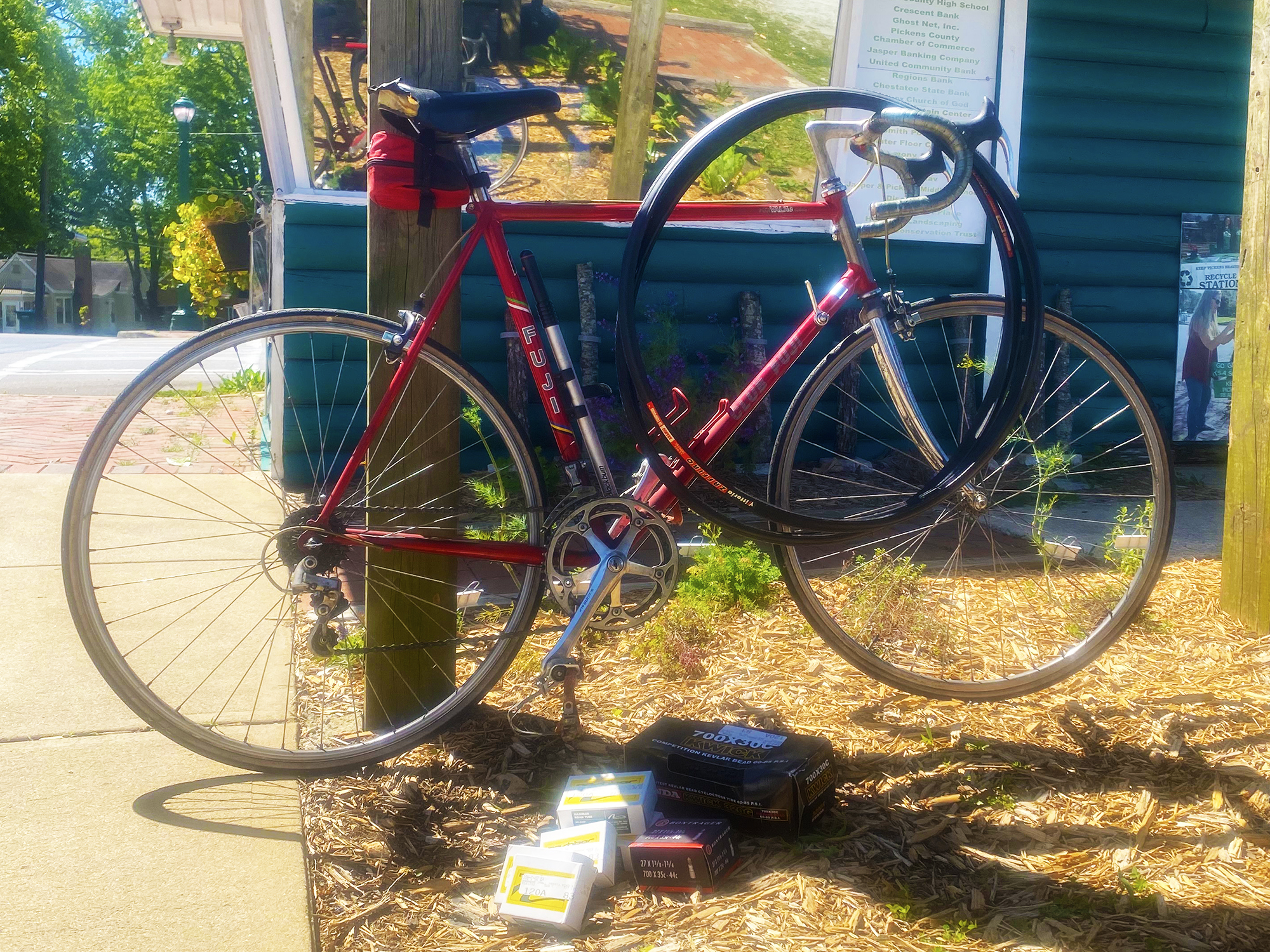 AUCTION! Club Fuji Road Bike - Keep Pickens Beautiful